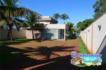 Recanto do Sabiá - Estacionamento Interno