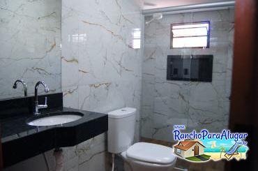 Rancho Meirival 3 - Interior dos Banheiros