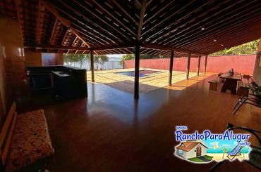 Rancho Ribeiro - Varanda com Área de Churrasco