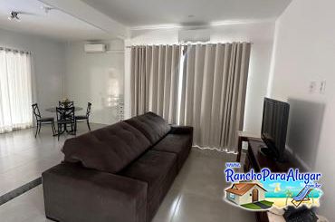 Rancho Sobrado para Alugar em Rifaina SP