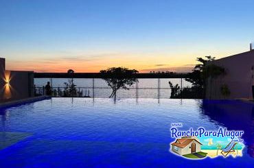 Rancho Paraíso 1 - Vista da Piscina para o Rio