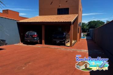 Rancho Recanto da Mirella - Estacionamento Interno