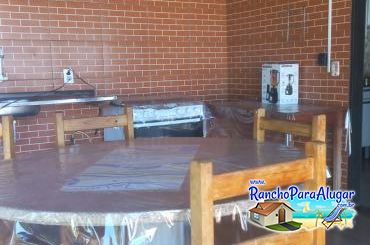 Rancho Vô Mário - Cozinha e Área de Churrasco