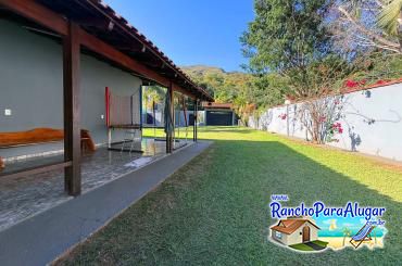 Rancho Só Encanto - Varanda ao Lado da Casa