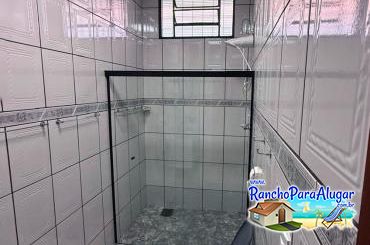 Rancho Só Encanto - Banheiro Social na Varanda