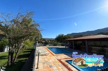 Rancho Só Encanto - Piscina Adulto e Infantil