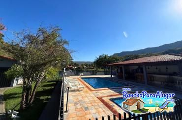 Rancho Só Encanto - Piscinas ao Lado da Varanda