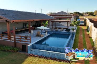 Rancho Paraná - Piscina com Borda Infinita