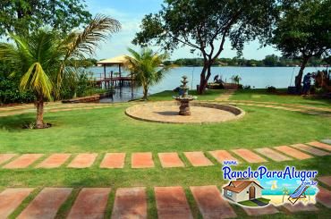 Rancho El Shaddai - Vista da Piscina para o Rio