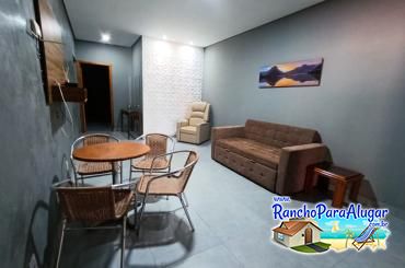 Rancho Moema - Sala com tv