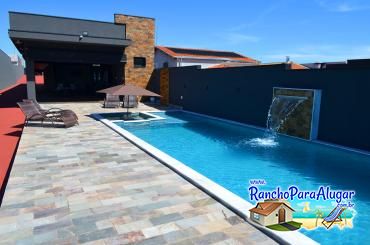 Rancho Gold - Vista da Piscina para a Varanda