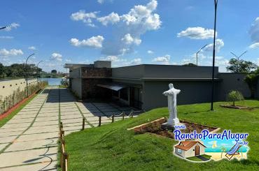 Rancho Meirival 7 - Estacionamento Interno