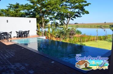 Rancho Flamboyant - Piscina com Hidromassagem