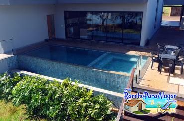 Rancho Flamboyant - Piscina com Borda Infinita