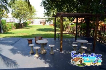 Rancho Gambi - Vista da Varanda para o Rio