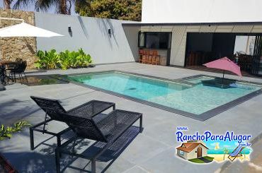 Rancho Oliveira - Piscina com Hidromassagem
