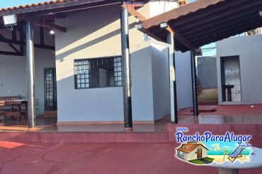 Rancho Vinimar 2 - Banheiro ao Lado da Piscina
