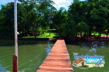 Rancho Recanto dos Pássaros para Alugar em Miguelopolis - Vista do Píer para o Rancho